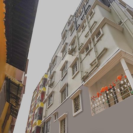 Hotel O Trisha Guest House Dum Dum Buitenkant foto