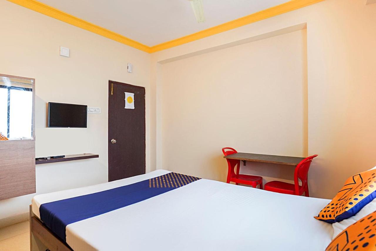 Hotel O Trisha Guest House Dum Dum Buitenkant foto