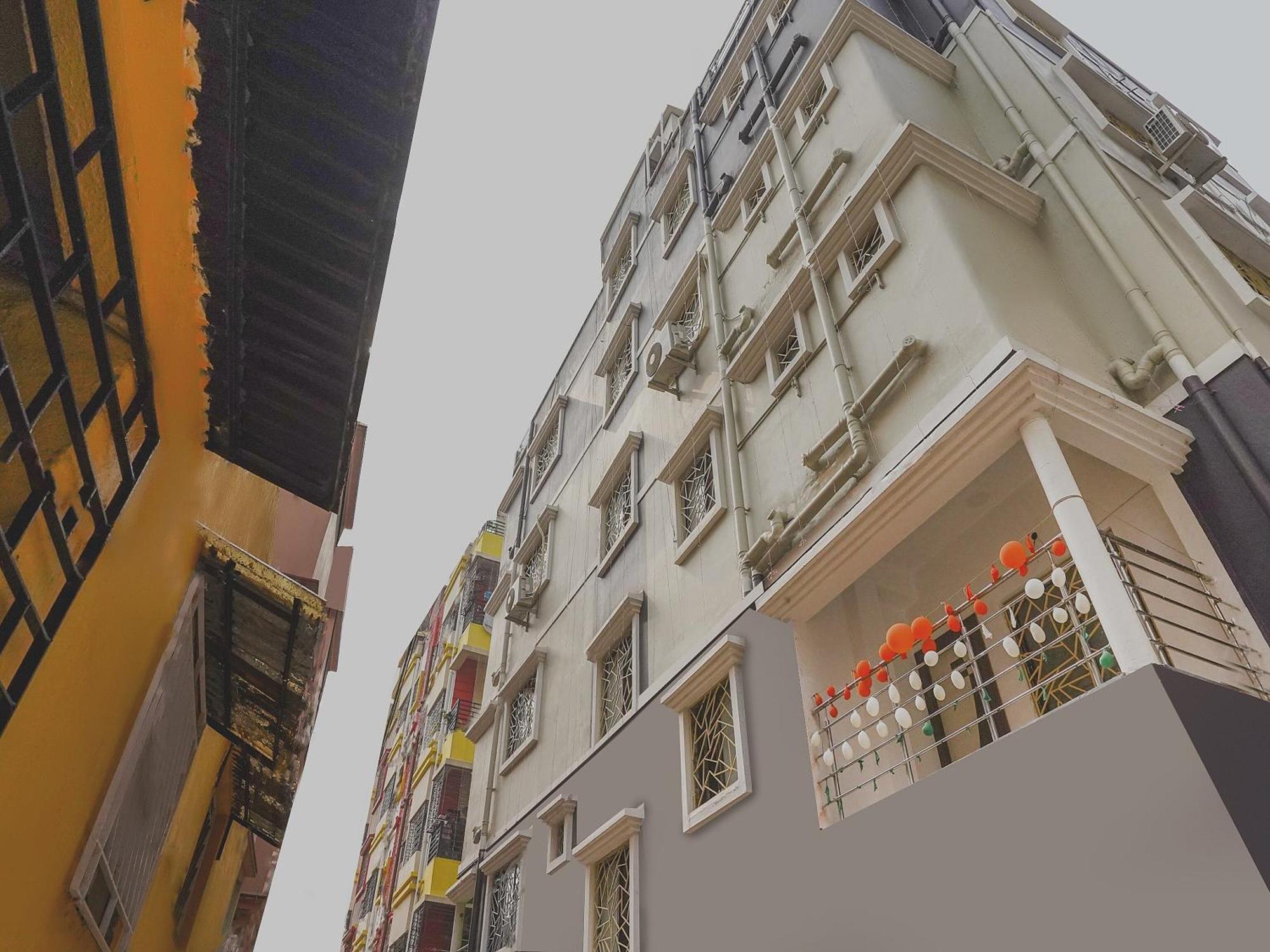 Hotel O Trisha Guest House Dum Dum Buitenkant foto